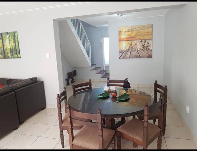 3 BEDROOM TOWNHOUSE RENTED IN ST GEORGES PARK